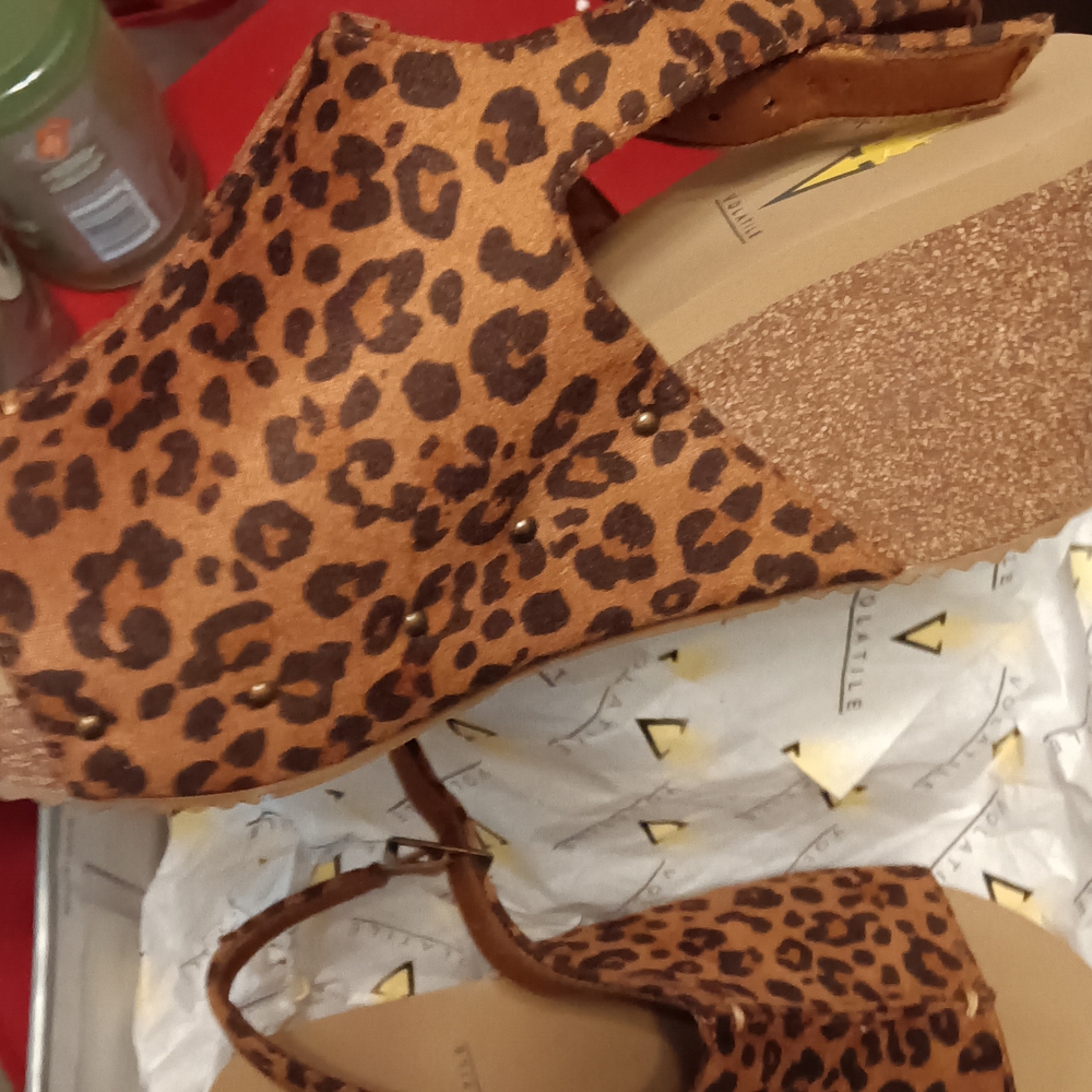 Volatile Tan Leopard Sandals - Picture 4 of 9